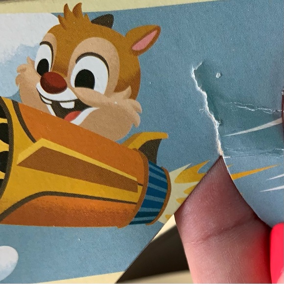 🔴 DISNEY GIFT BOX CHARACTERS GRAPHICS COMES FLAT EMPTY TO USE OR COLLECT - Picture 10 of 14